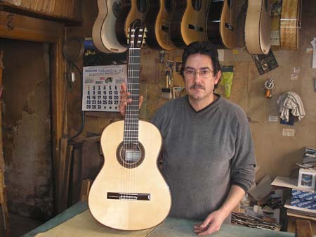 Marín Plazuelo and one of his guitars